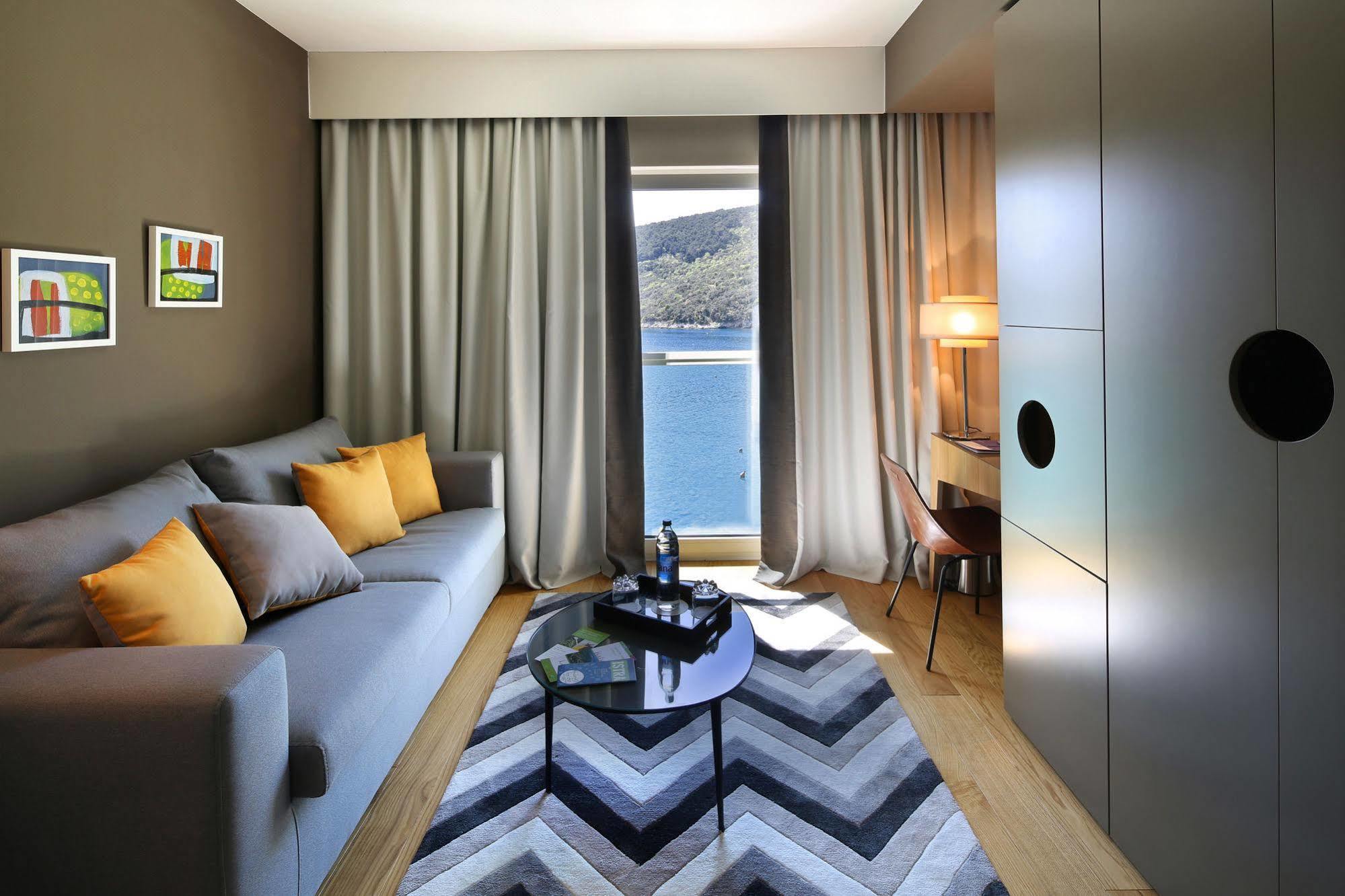 Boutique Hotel Adoral Rabac Exterior photo